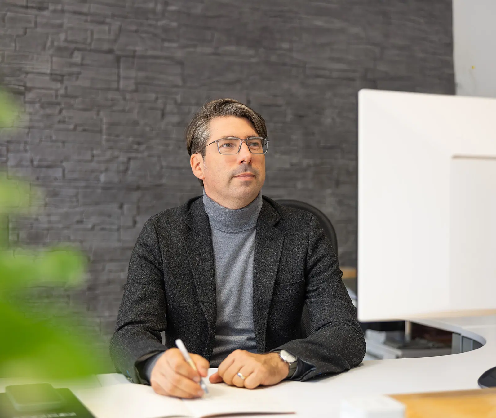 Gordon Faehnrich bei Besprechung